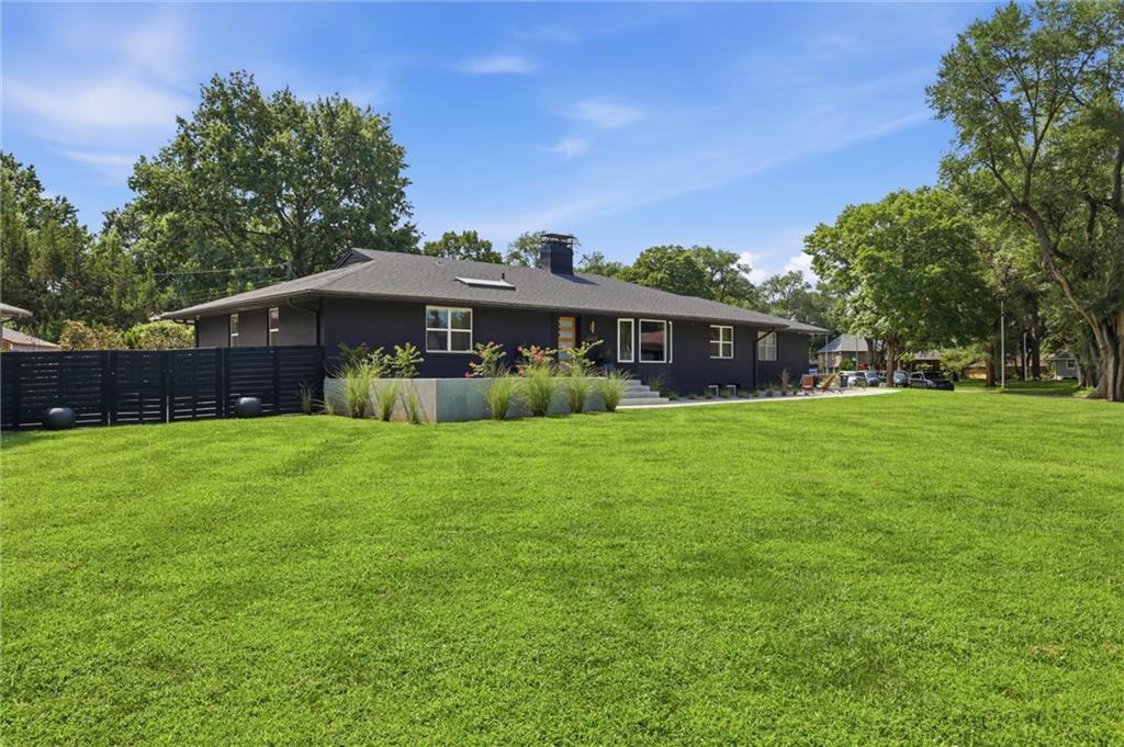 Photo 1 of Single family home for sale at 11405 Glen Arbor Ter, Kansas City, MO 64114 | MLS# 2636029 | Listing updated on 2026-09-22
