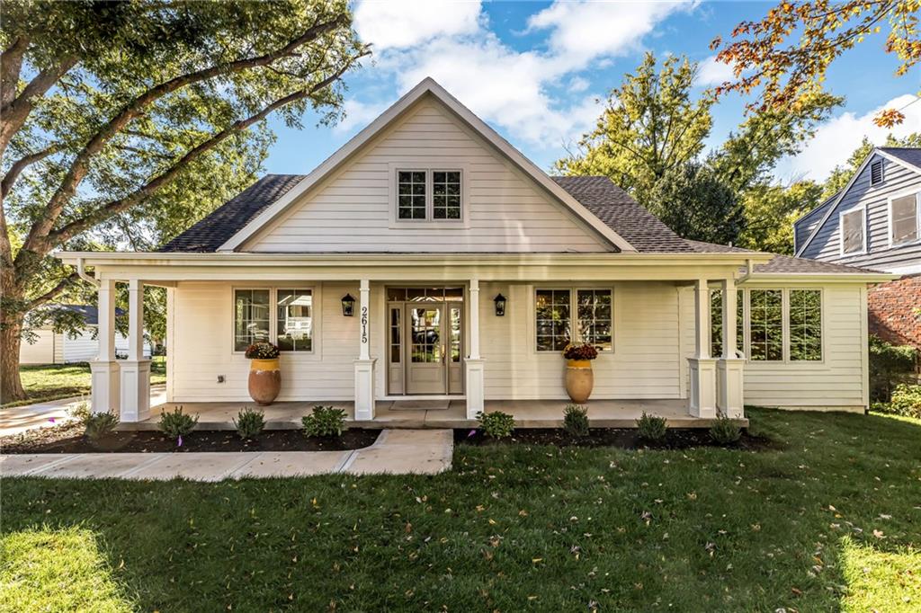 Photo 1 of Single family home for sale at 2615 W 47th Terrace, Westwood, KS 66205 | MLS# 2636600 | Listing updated on 2026-10-25