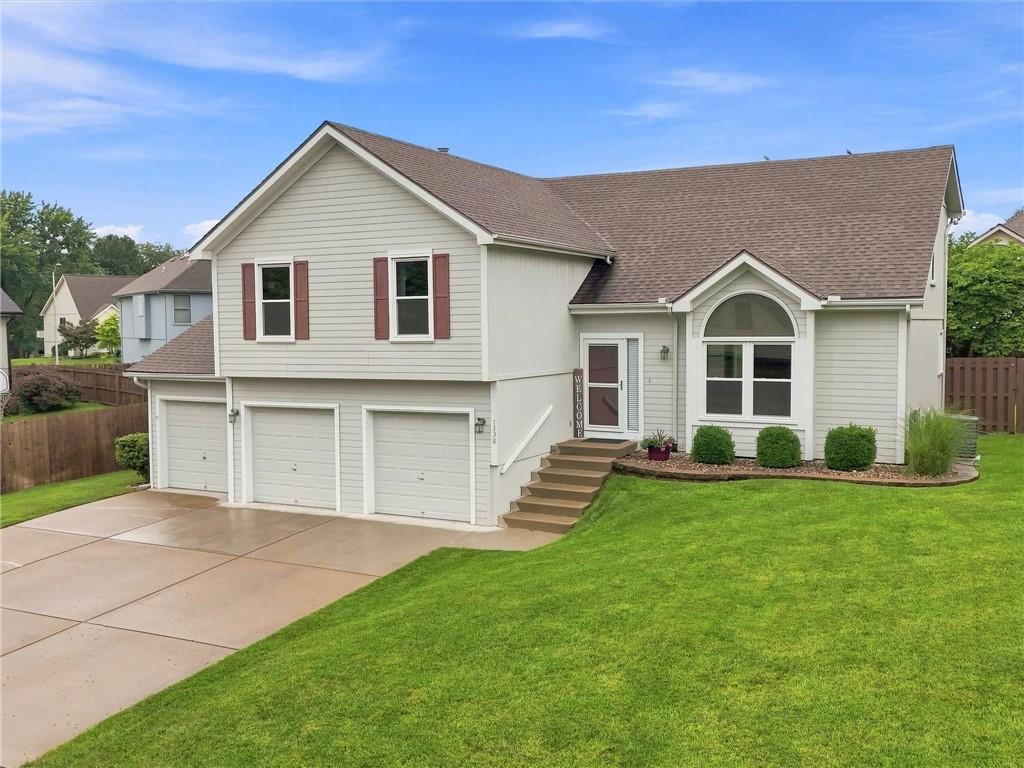 Single family home for sale at 7338 N Booth Ave, Kansas City, MO 64158 | MLS# 2636724