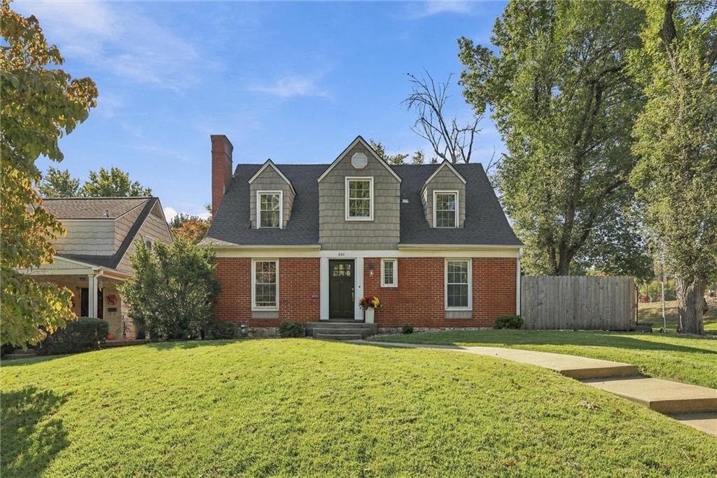 Single family home for sale at 601 E 69 Street, Kansas City, MO 64131 | MLS# 2637207