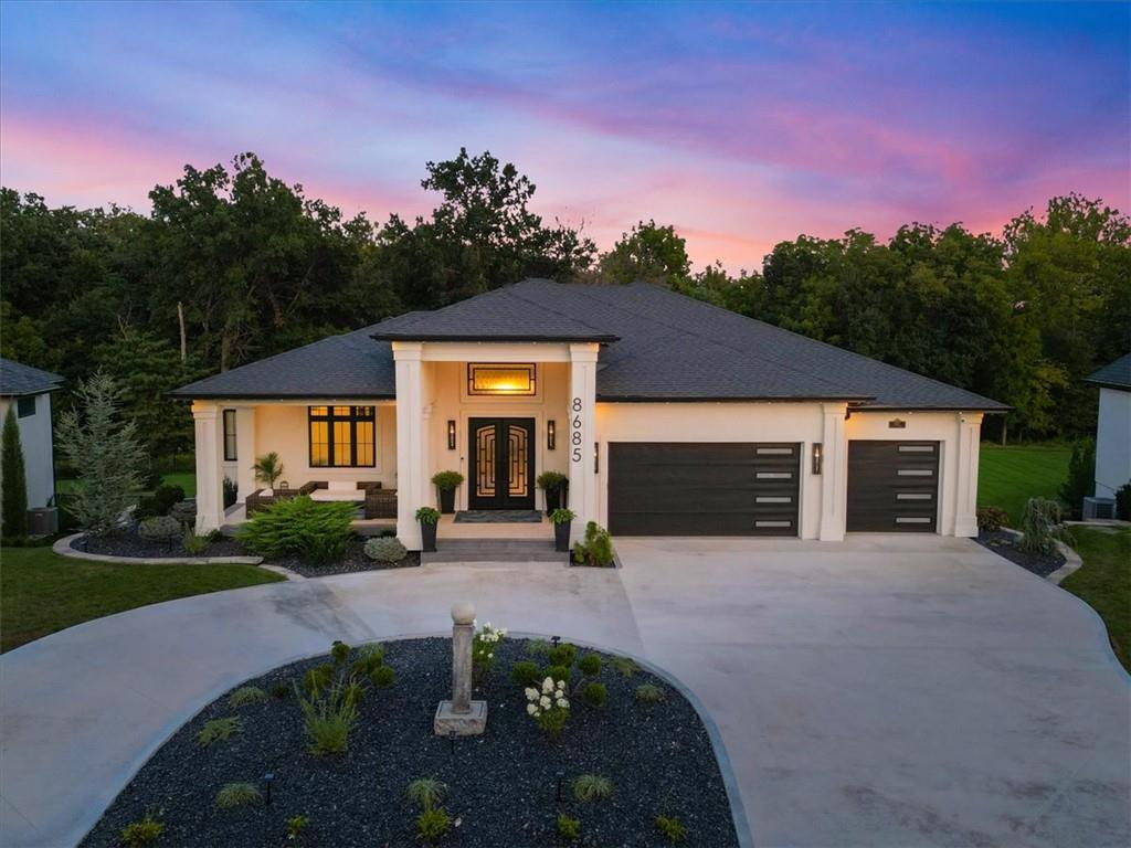 Photo 1 of Single family home for sale at 8685 Ne Shl Crk Valley Dr, Kansas City, MO 64157 | MLS# 2637820 | Listing updated on 2026-09-22