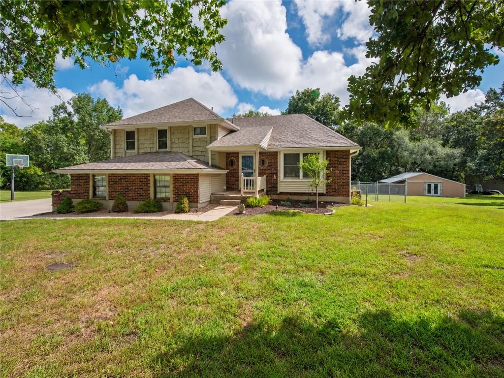 Photo 1 of Single family home for sale at 10505 S Munro Rd, Lone Jack, MO 64070 | MLS# 2638617 | Listing updated on 2026-10-16