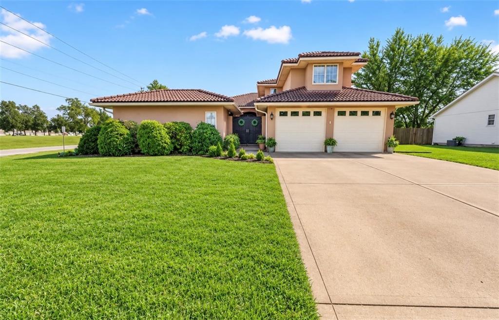 Single family home for sale at 420 Crown Hill Rd, Excelsior Springs, MO 64024 | MLS# 2639309