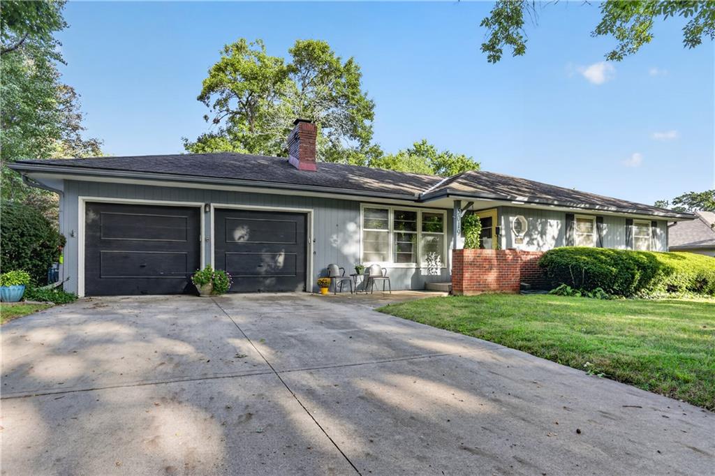 Photo 1 of Single family home for sale at 5019 Pawnee Dr, Roeland Park, KS 66205 | MLS# 2640138 | Listing updated on 2026-10-09