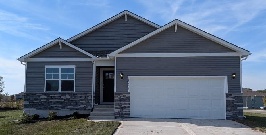 Photo 1 of Single family home for sale at 21703 S Washington St, Spring Hill, KS 66083 | MLS# 2642025 | Listing updated on 2026-10-23