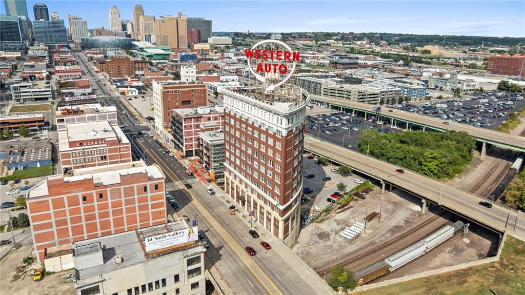 Photo 2 of Condo for sale at 2107 Grand Blvd #309, Kansas City, MO 64108 | MLS# 2642670 | Listing updated on 2026-09-21