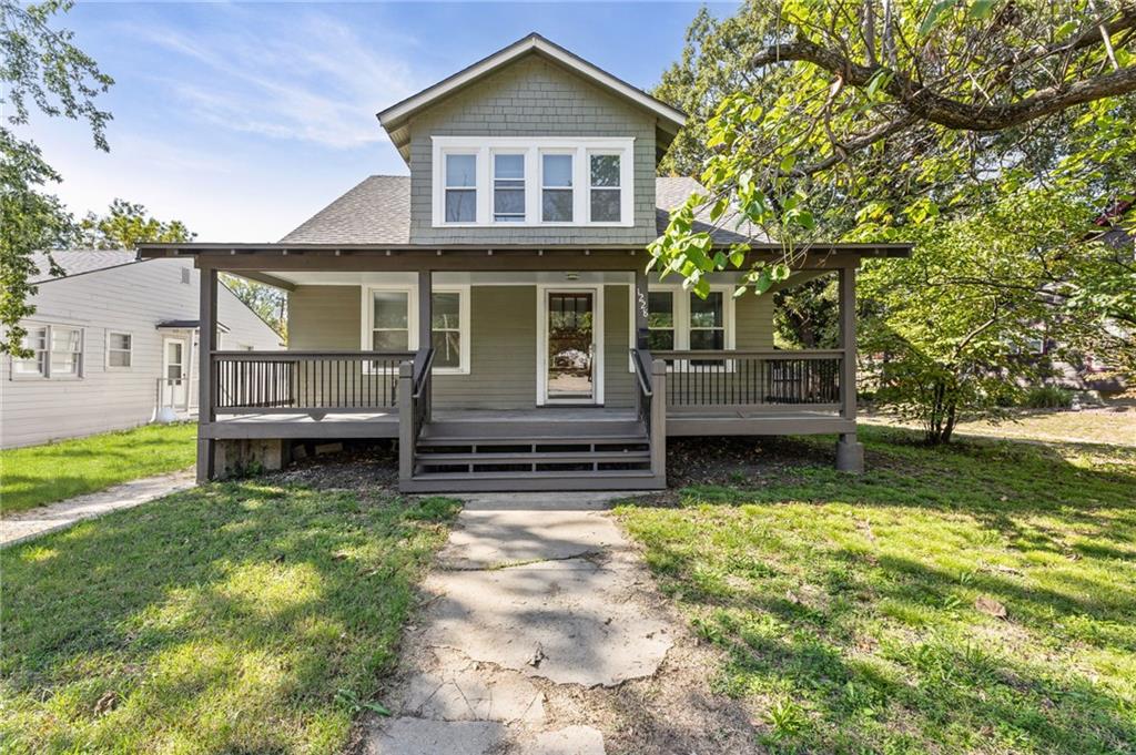 Single family home for sale at 1228 S Main St, Ottawa, KS 66067 | MLS# 2643070