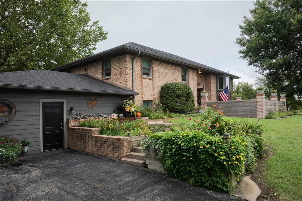 Photo 1 of Single family home for sale at 2734 N 99th Street, Kansas City, KS 66109 | MLS# 2643579 | Listing updated on 2026-09-24