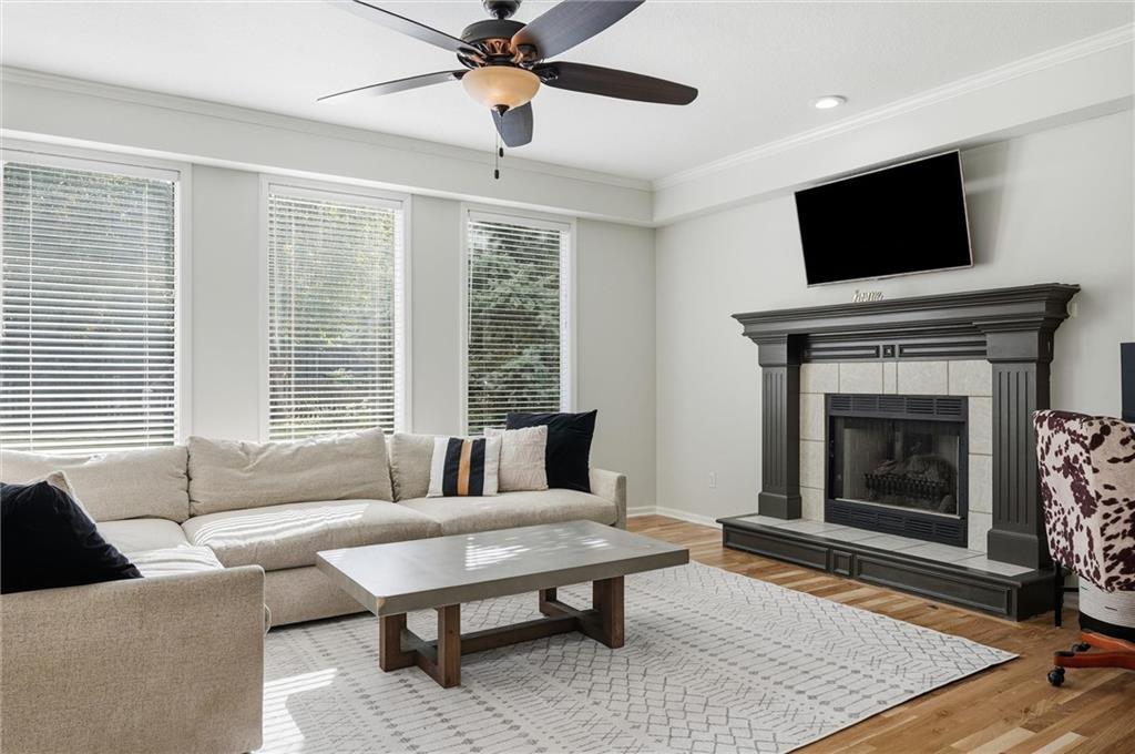 Photo 4 of Sale Pending at 509 NE Garnet Ln, Lees Summit, MO 64064 | MLS# 2644071 | Listing updated on 2026-10-25