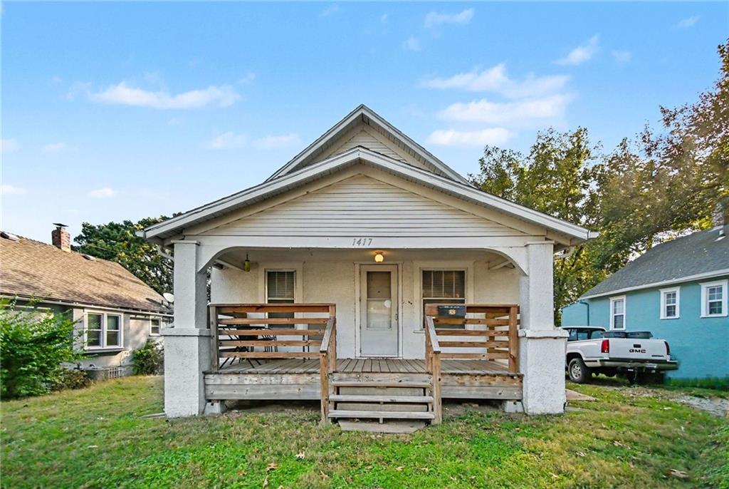 Single family home for sale at 1417 S 41st Street, Kansas City, KS 66106 | MLS# 2646767