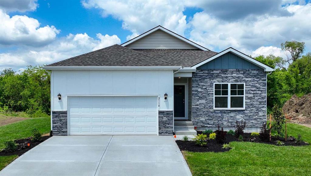 Photo 1 of Single family home for sale at 702 N 86th Terrace, Kansas City, KS 66112 | MLS# 2647283 | Listing updated on 2026-10-23
