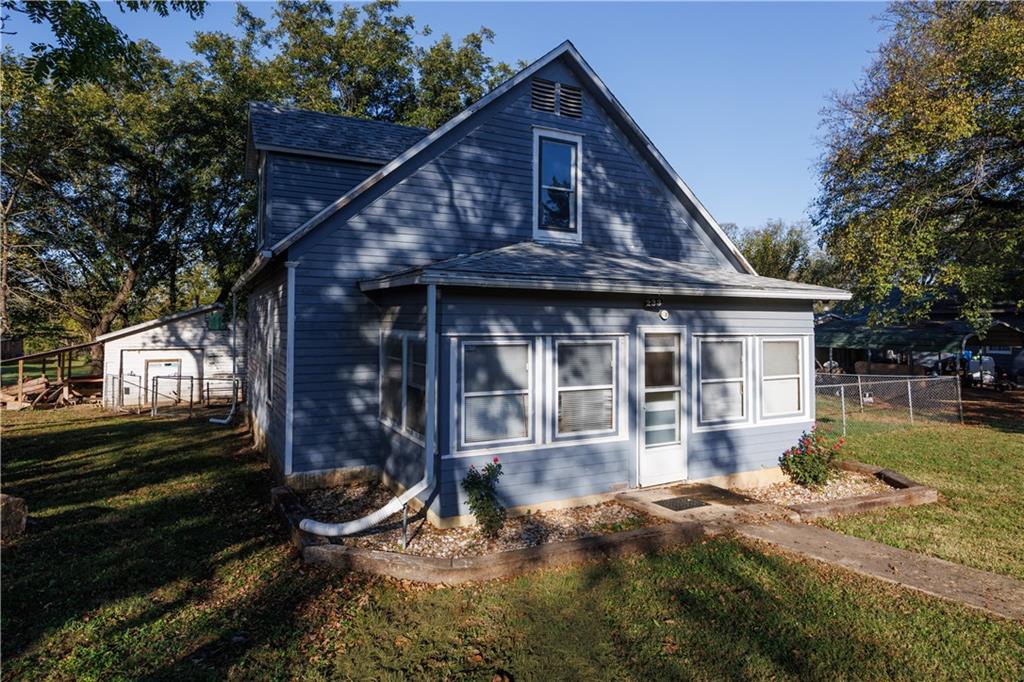 Photo 1 of Single family home for sale at 233 South 4th, Fredonia, KS 66736 | MLS# 2647755 | Listing updated on 2026-10-25