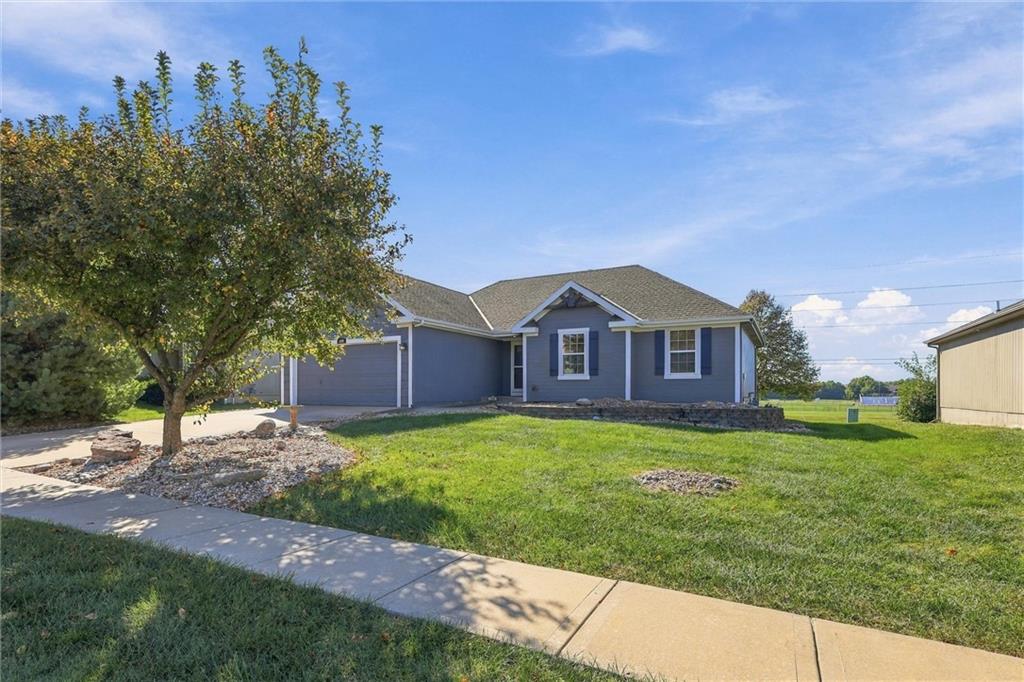 Single family home for sale at 600 S Maple St, Gardner, KS 66030 | MLS# 2647785