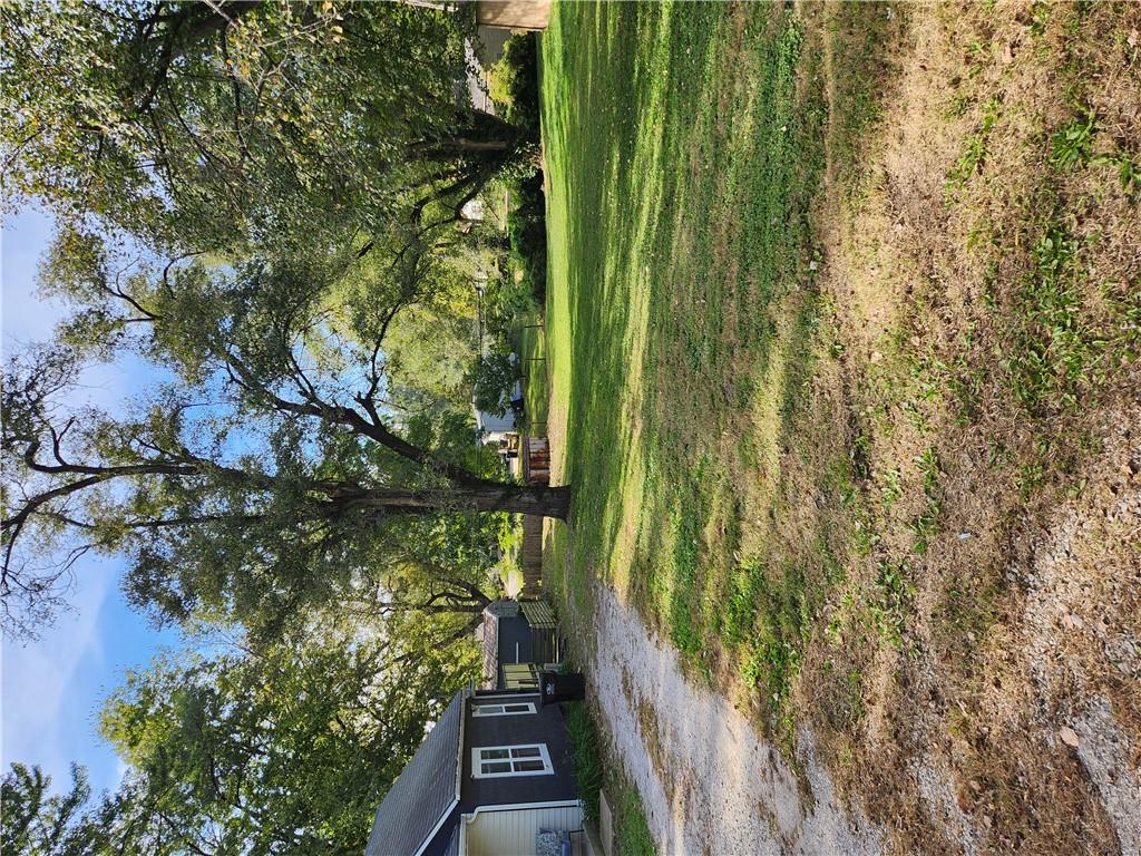 Photo 4 of Single family home for sale at 1944 S Hardy Ave, Independence, MO 64052 | MLS# 2647822 | Listing updated on 2026-10-25
