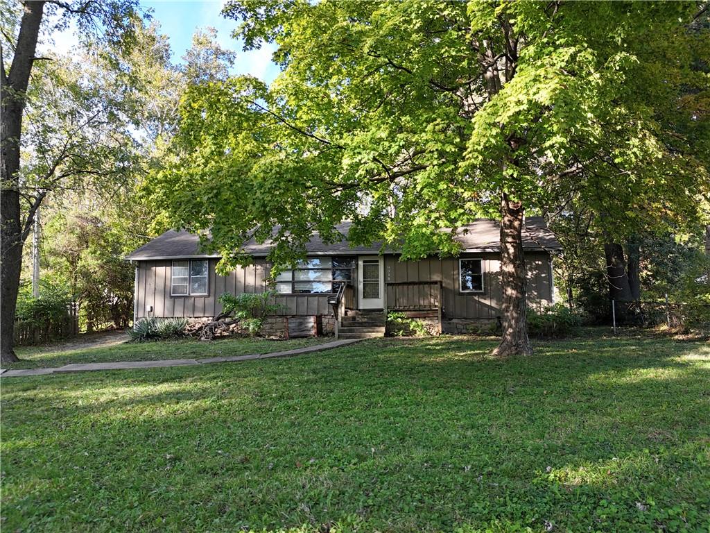 Single family home for sale at 9318 E 79th Street, Raytown, MO 64138 | MLS# 2648332