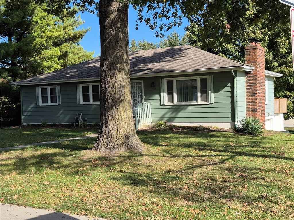 Photo 1 of Single family home for sale at 1913 Grand Ave, Leavenworth, KS 66048 | MLS# 2648461 | Listing updated on 2026-10-25