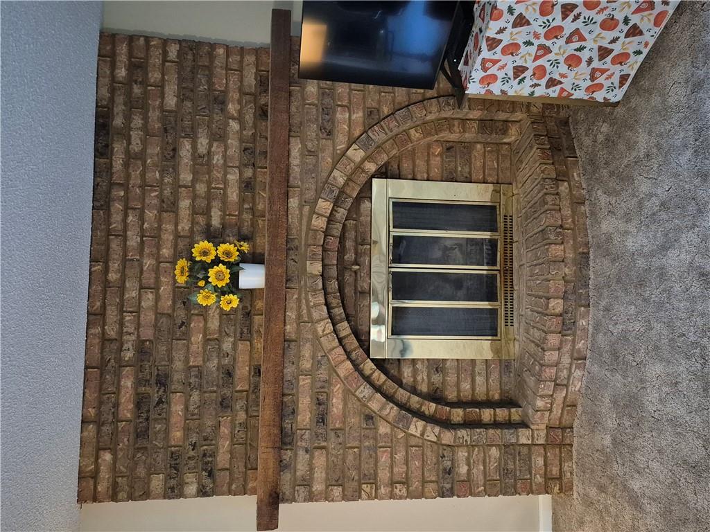 Photo 4 of Single family home for sale at 1913 Grand Ave, Leavenworth, KS 66048 | MLS# 2648461 | Listing updated on 2026-10-25