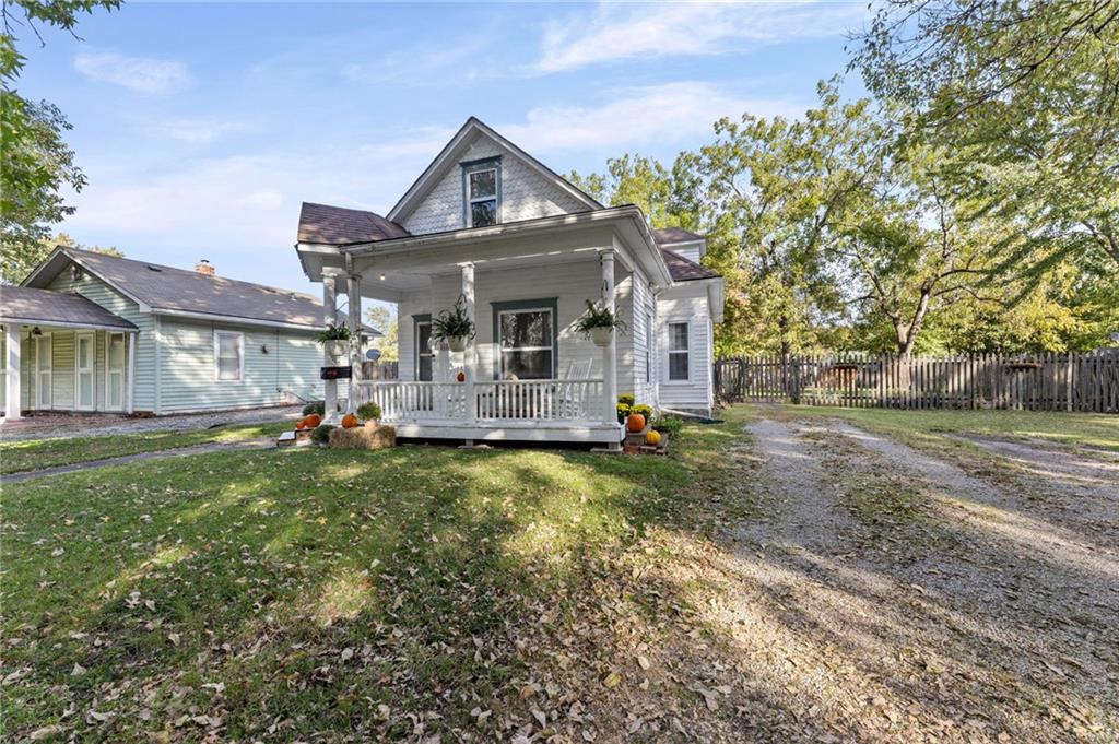 Photo 2 of Single family home for sale at 1113 S Hickory St, Ottawa, KS 66067 | MLS# 2648703 | Listing updated on 2026-10-25