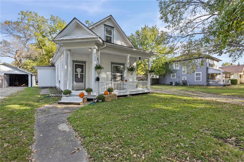 Photo 1 of Single family home for sale at 1113 S Hickory St, Ottawa, KS 66067 | MLS# 2648703 | Listing updated on 2026-10-25