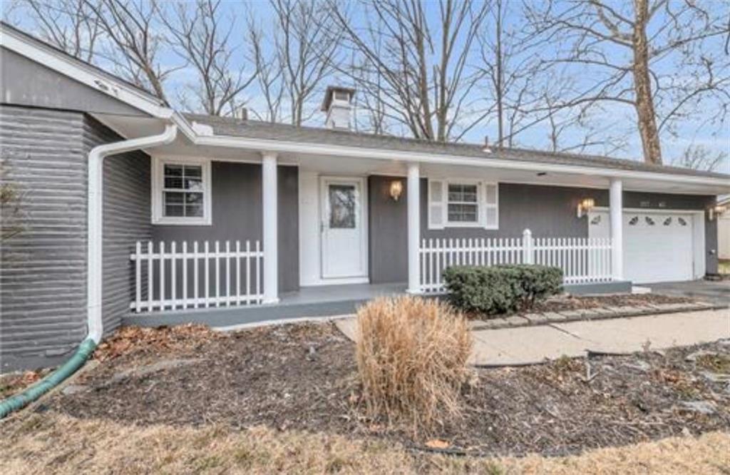 Photo 4 of Single family home for sale at 217 NW 43rd Street, Kansas City, MO 64116 | MLS# 2648712 | Listing updated on 2026-10-24