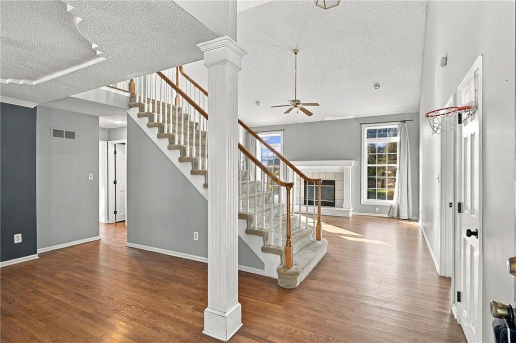 Photo 2 of Single family home for sale at 18107 E 51st Street Ct, Independence, MO 64055 | MLS# 2648725 | Listing updated on 2026-10-25