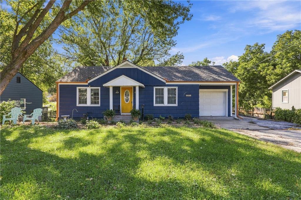 Photo 1 of Single family home for sale at 3330 Blue Ridge Blvd, Independence, MO 64052 | MLS# 2648740 | Listing updated on 2026-10-25