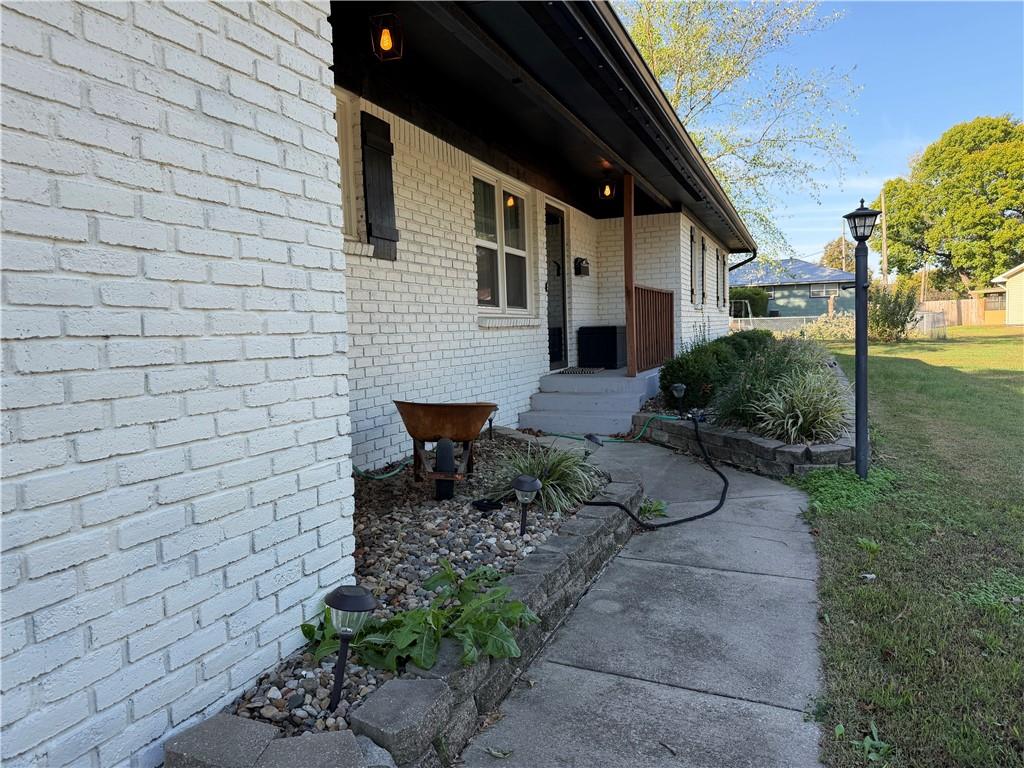 Photo 2 of Single family home for sale at 531 Sunset Cir, Columbus, KS 66725 | MLS# 2648754 | Listing updated on 2026-10-25