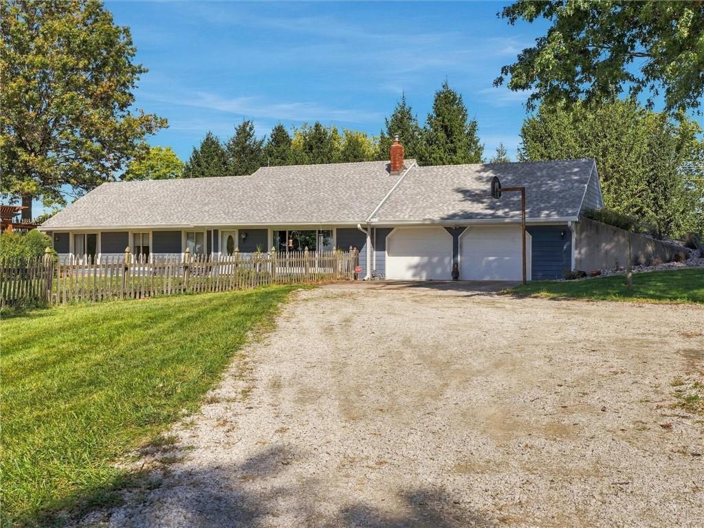 Photo 2 of Single family home for sale at 17108 Old Bb Hwy, Kearney, MO 64060 | MLS# 2648760 | Listing updated on 2026-10-25