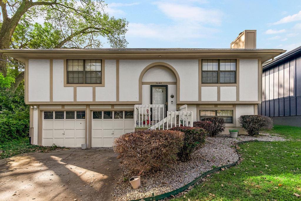 Single family home for sale at 3644 N Euclid Ave, Kansas City, MO 64116 | MLS# 2648764
