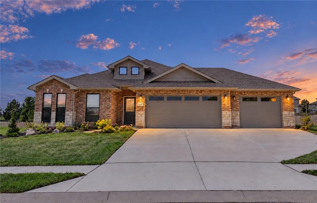 Photo 1 of Single family home for sale at 18535 W 195th Terrace, Spring Hill, KS 66083 | MLS# 2648767 | Listing updated on 2026-10-25