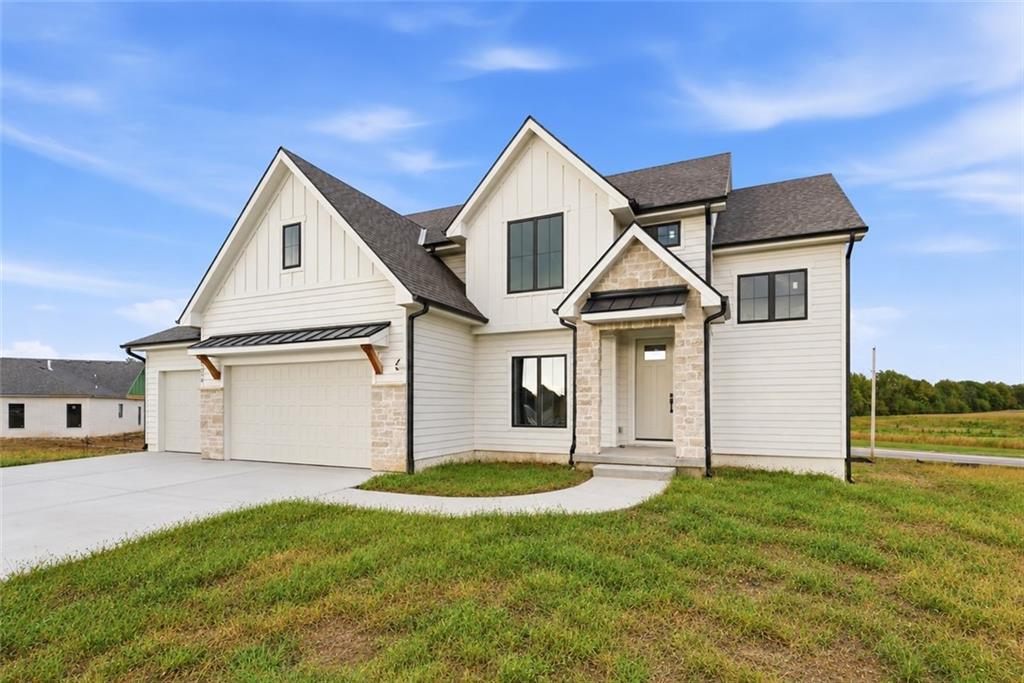 Photo 1 of Single family home for sale at 18370 W 195th Street, Spring Hill, KS 66083 | MLS# 2648771 | Listing updated on 2026-10-25