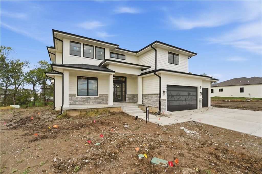 Photo 3 of Single family home for sale at 18640 W 195th Street, Spring Hill, KS 66083 | MLS# 2648777 | Listing updated on 2026-10-25
