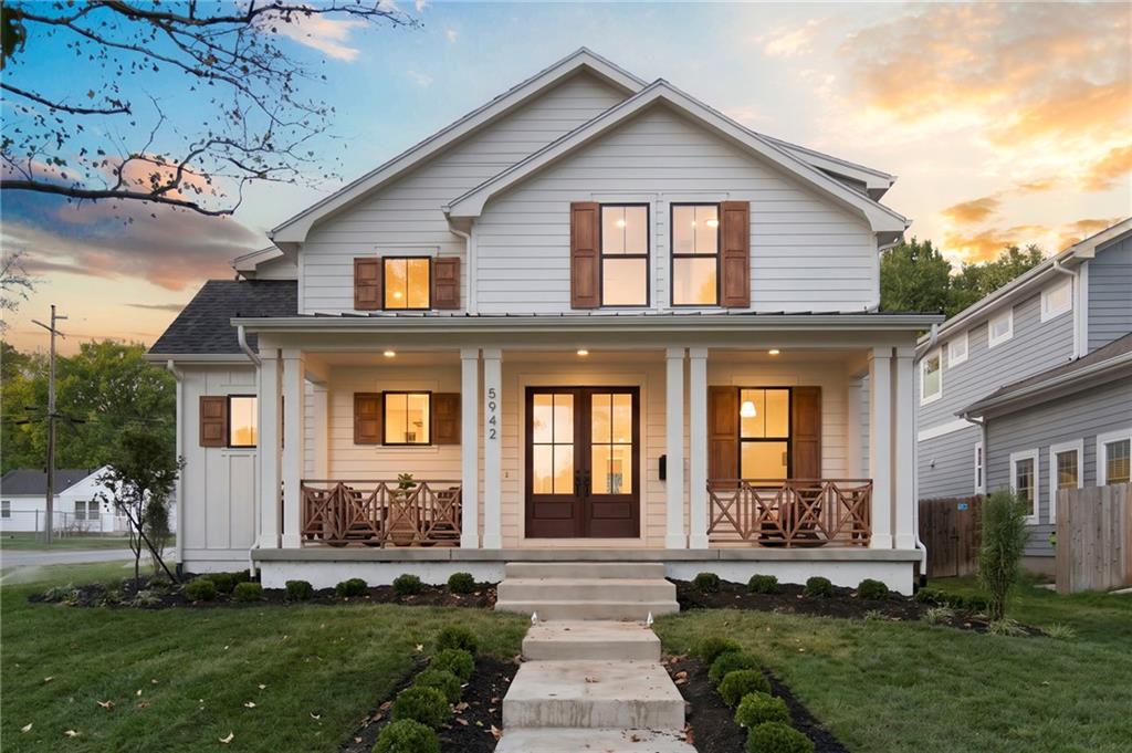 Single family home for sale at 5942 Alhambra St, Fairway, KS 66205 | MLS# 2648781