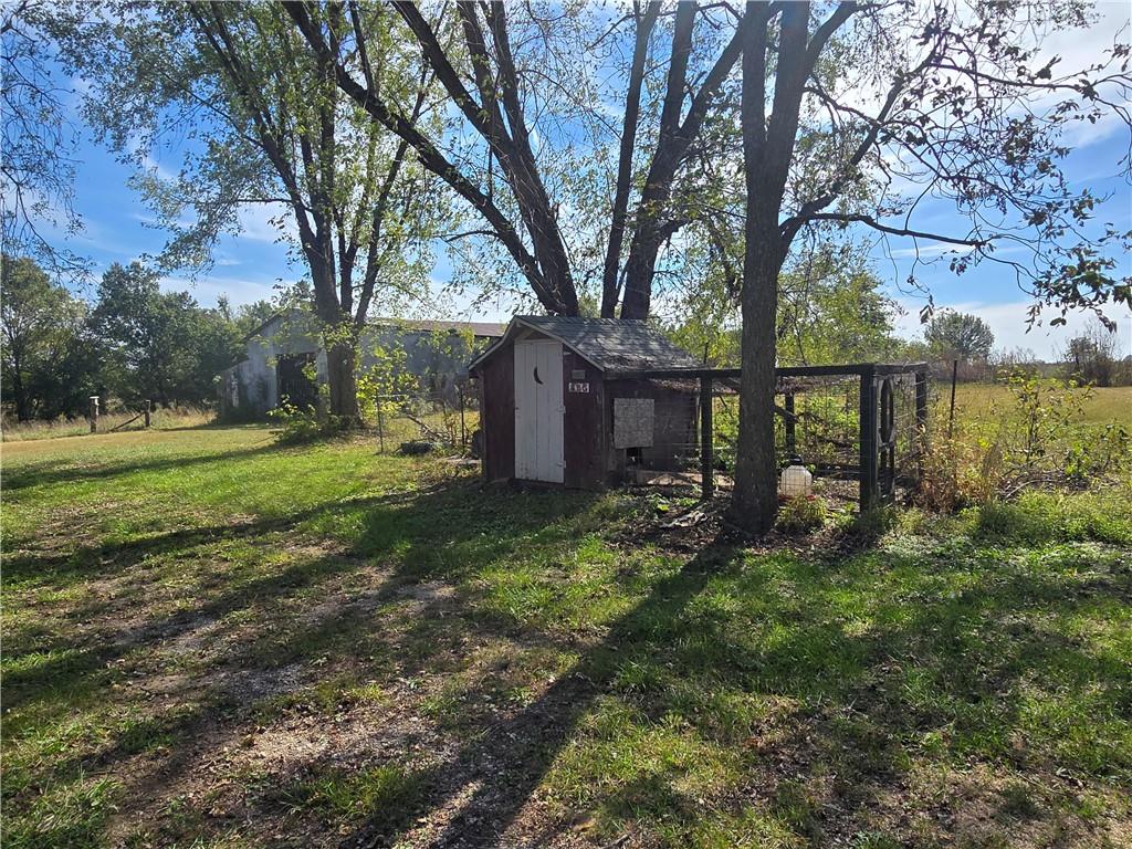 Photo 4 of Single family home for sale at 1049 SW 418p Rd, Deepwater, MO 64740 | MLS# 2648816 | Listing updated on 2026-10-26