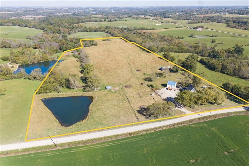 Photo 1 of Single family home for sale at 13620 82nd Street, Oskaloosa, KS 66066 | MLS# 2648832 | Listing updated on 2026-10-26