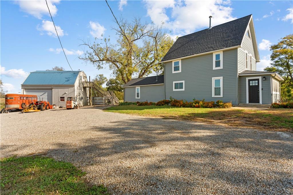 Photo 3 of Single family home for sale at 13620 82nd Street, Oskaloosa, KS 66066 | MLS# 2648832 | Listing updated on 2026-10-26