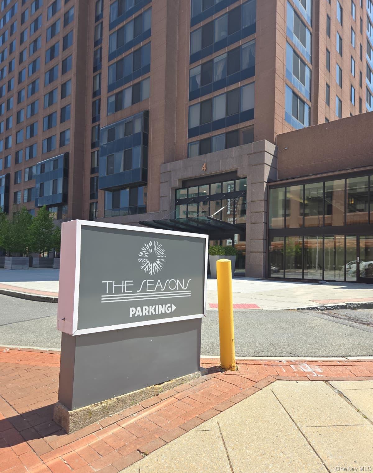 Photo 2 of Condo for sale at 4 Martine Ave #1501, White Plains, NY 10606 | MLS# 983877 | Listing updated on 2026-09-21