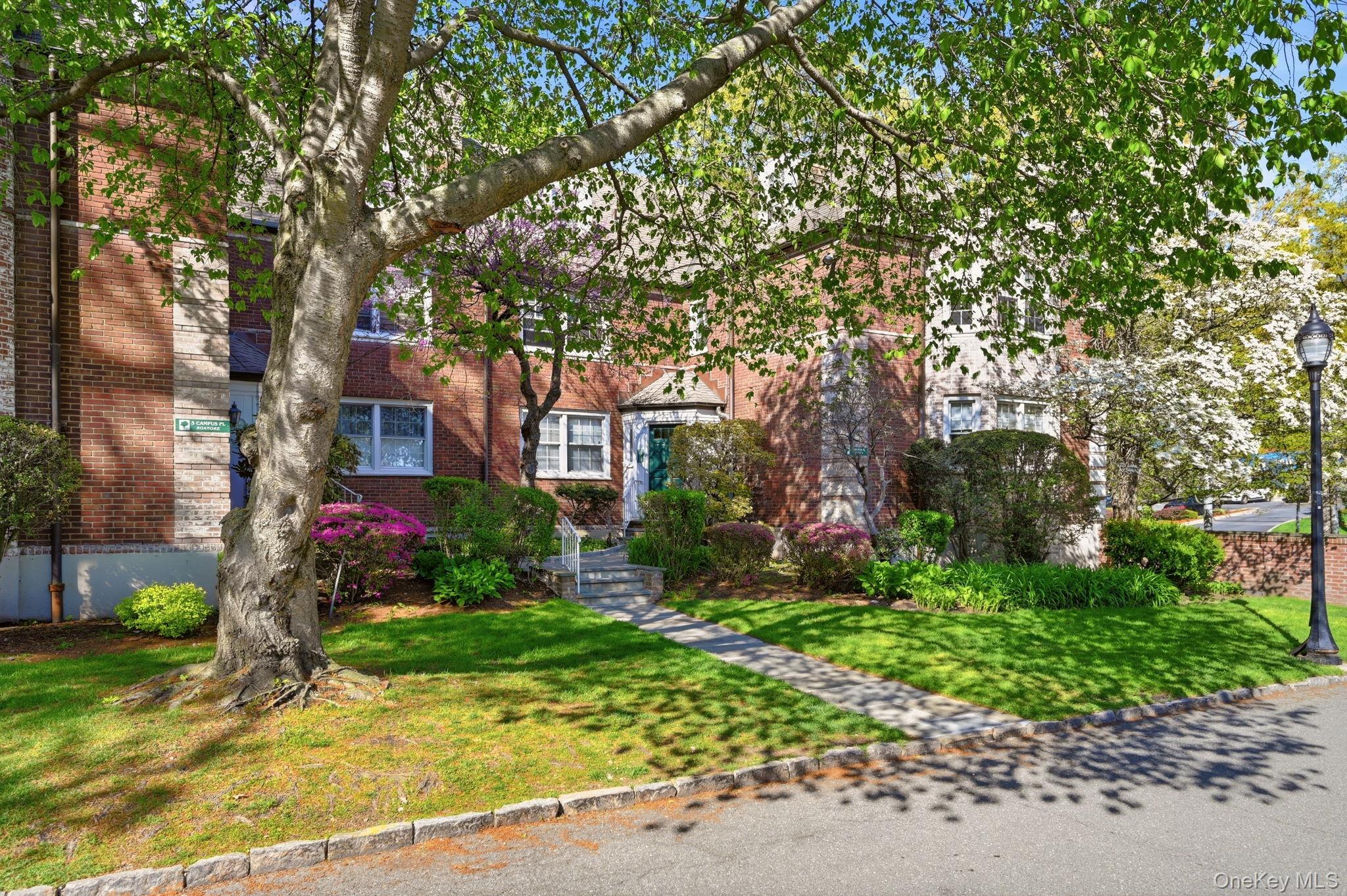 Photo 2 of Sale Pending at 3 Campus Pl #MR, Scarsdale, NY 10583 | MLS# 989084 | Listing updated on 2026-09-21