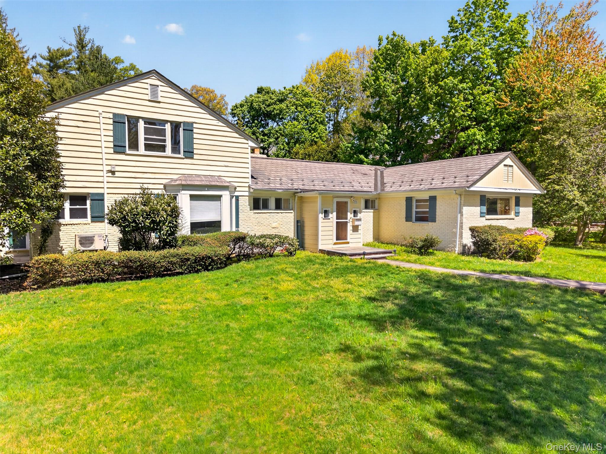 Photo 2 of Single family home for sale at 77 Merrivale Rd, North Hempstead, NY 11020 | MLS# 992434 | Listing updated on 2026-10-25