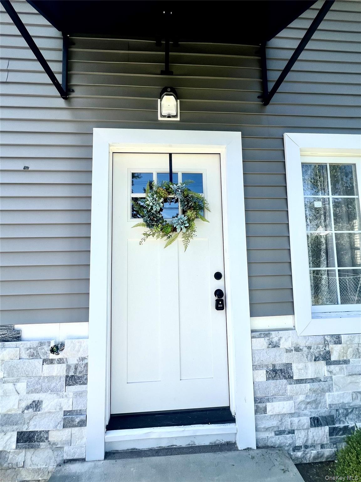 Photo 4 of Sale Pending at 23 W Conkling Ave, Middletown, NY 10940 | MLS# 1019526 | Listing updated on 2026-09-21