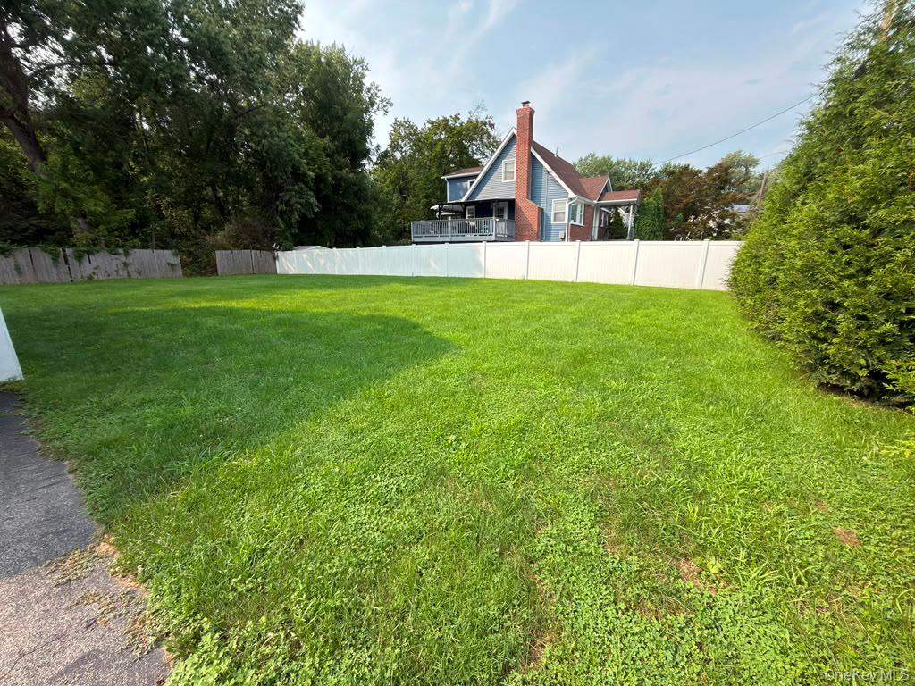 Photo 4 of Single family home for sale at 9 Babbitt Ct, Greenburgh, NY 10523 | MLS# 1037210 | Listing updated on 2026-10-26