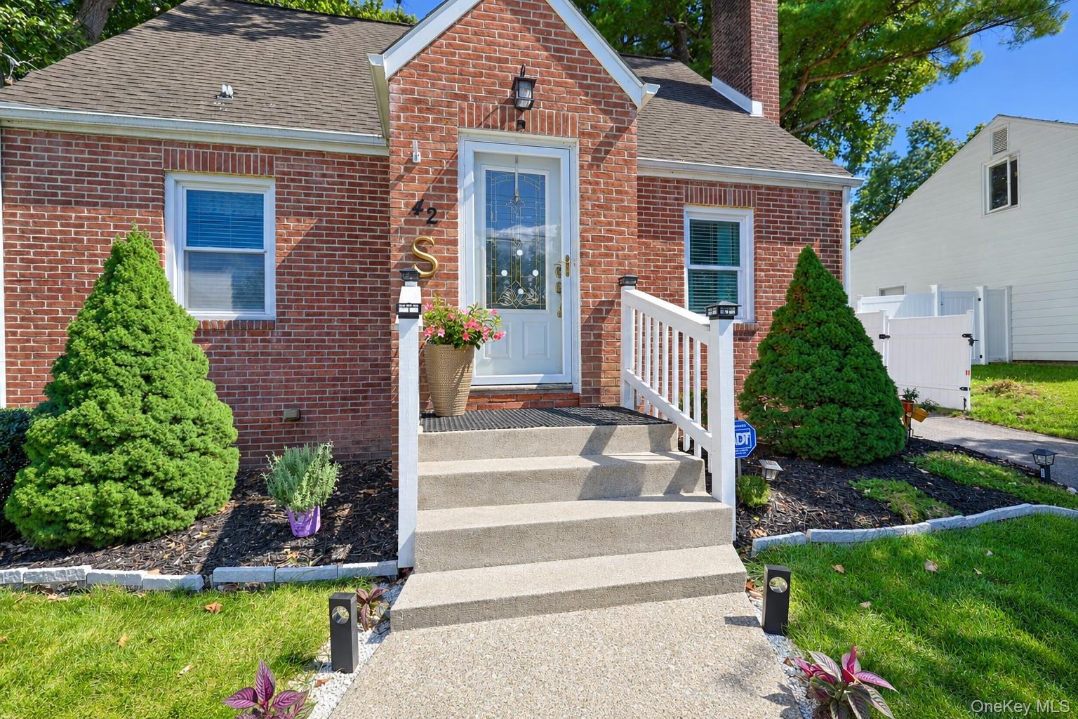 Photo 2 of Single family home for sale at 42 Streit Ave, Poughkeepsie (town), NY 12603 | MLS# 1046957 | Listing updated on 2026-09-21