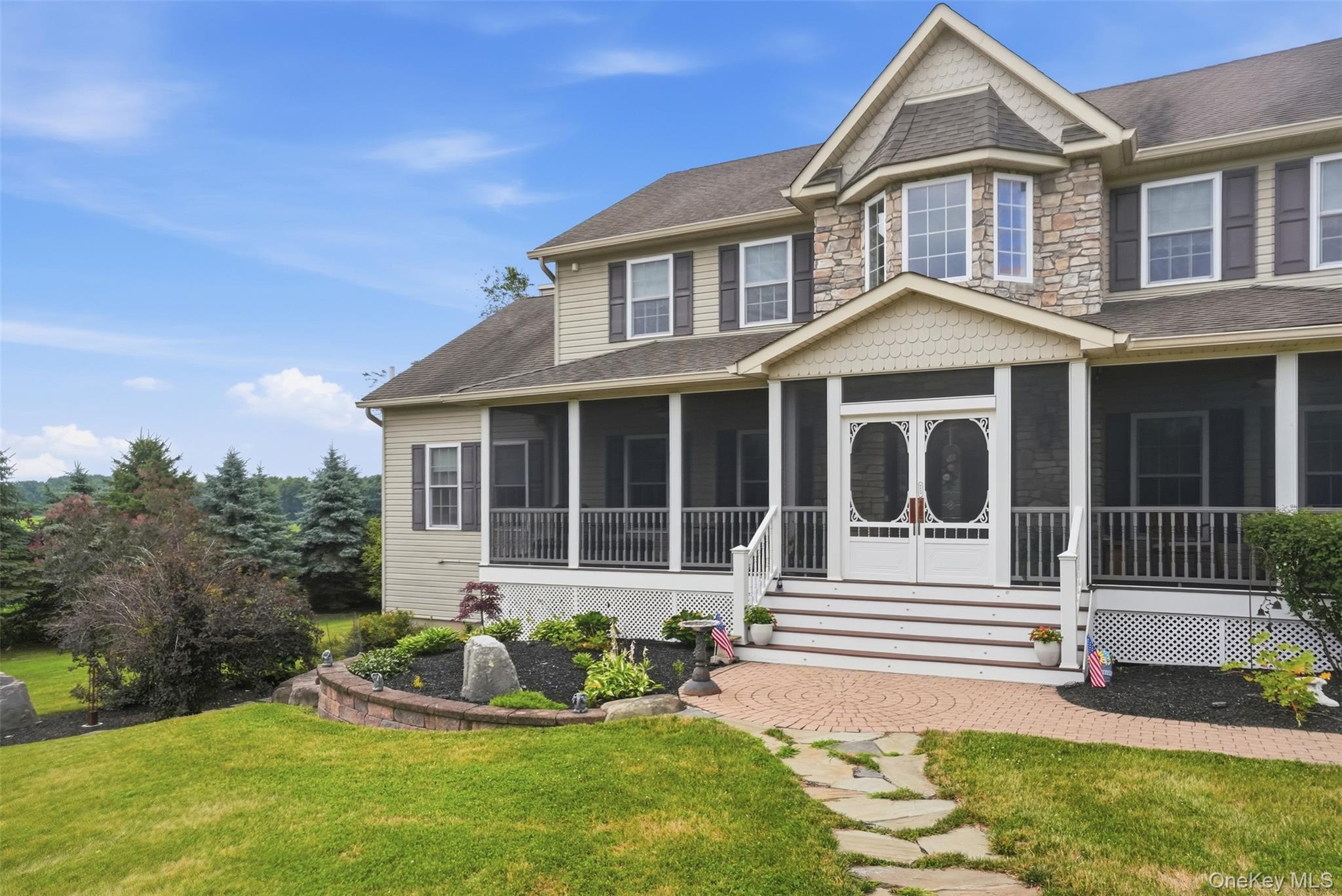 Photo 4 of Single family home for sale at 161 Bergen Cir, Wawayanda, NY 10973 | MLS# 1049730 | Listing updated on 2026-09-21