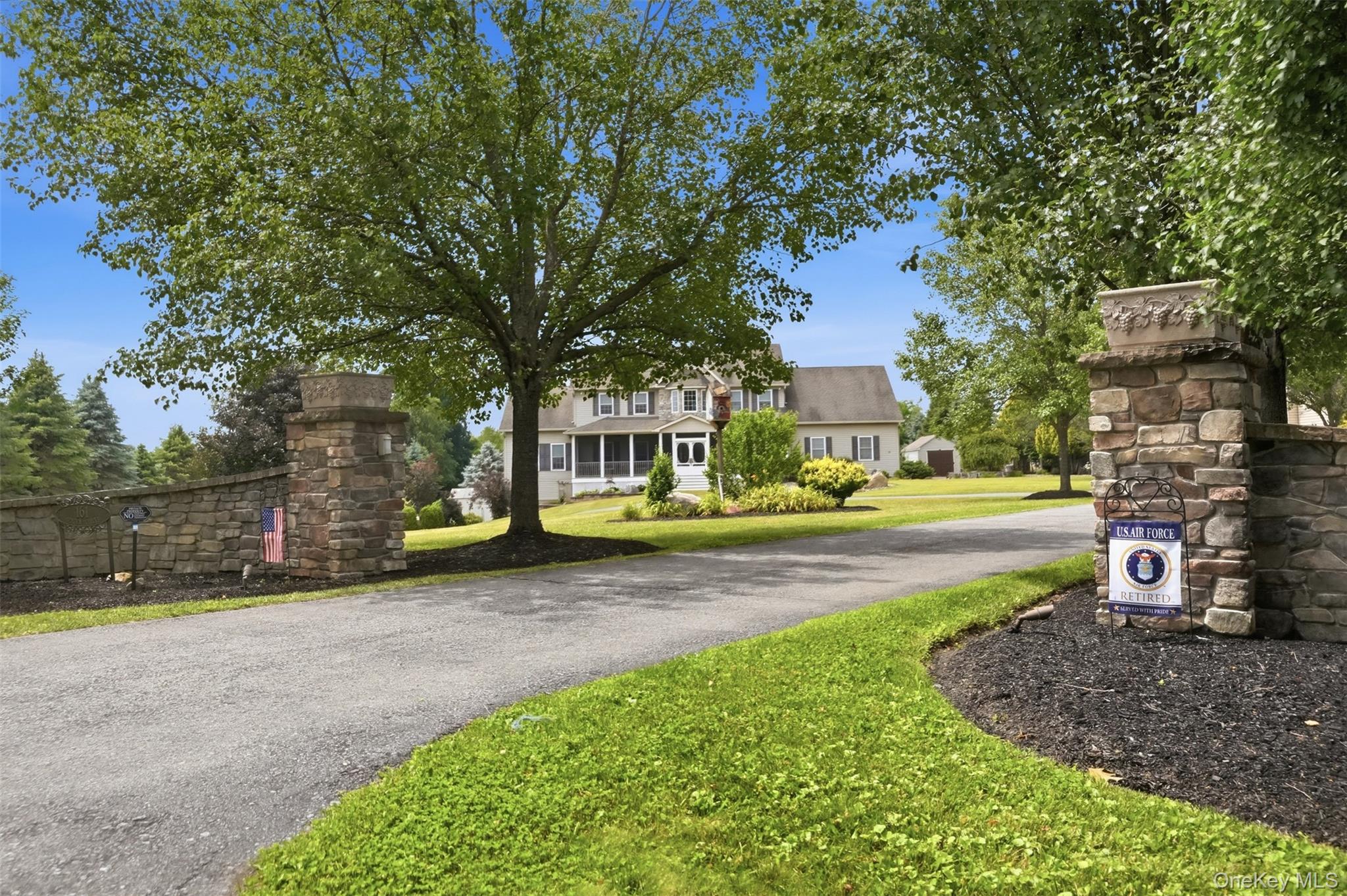 Photo 3 of Single family home for sale at 161 Bergen Cir, Wawayanda, NY 10973 | MLS# 1049730 | Listing updated on 2026-09-21