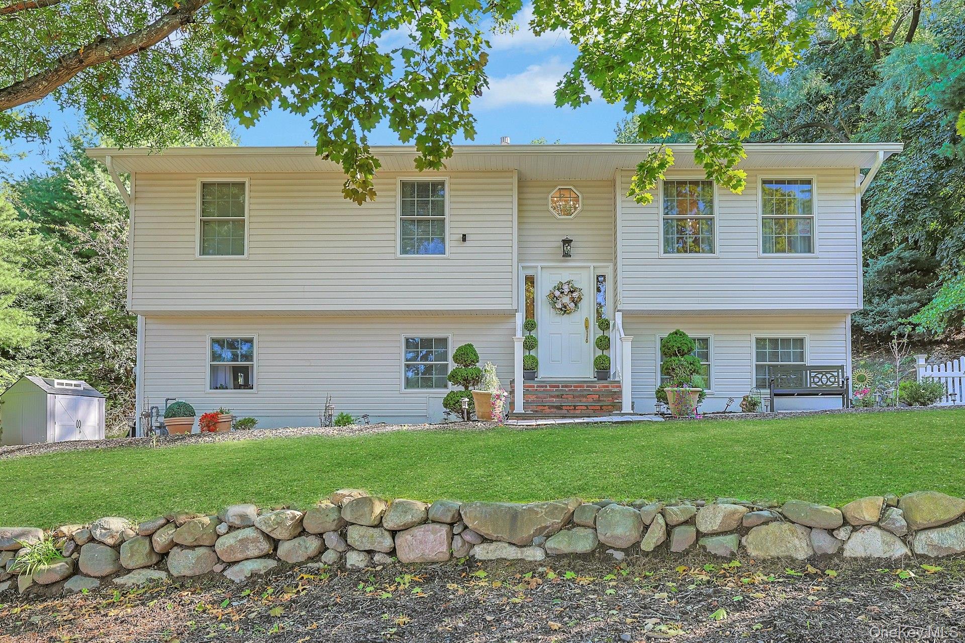 Photo 3 of Single family home for sale at 16 Annette Ln, Ramapo, NY 10901 | MLS# 1050286 | Listing updated on 2026-09-21