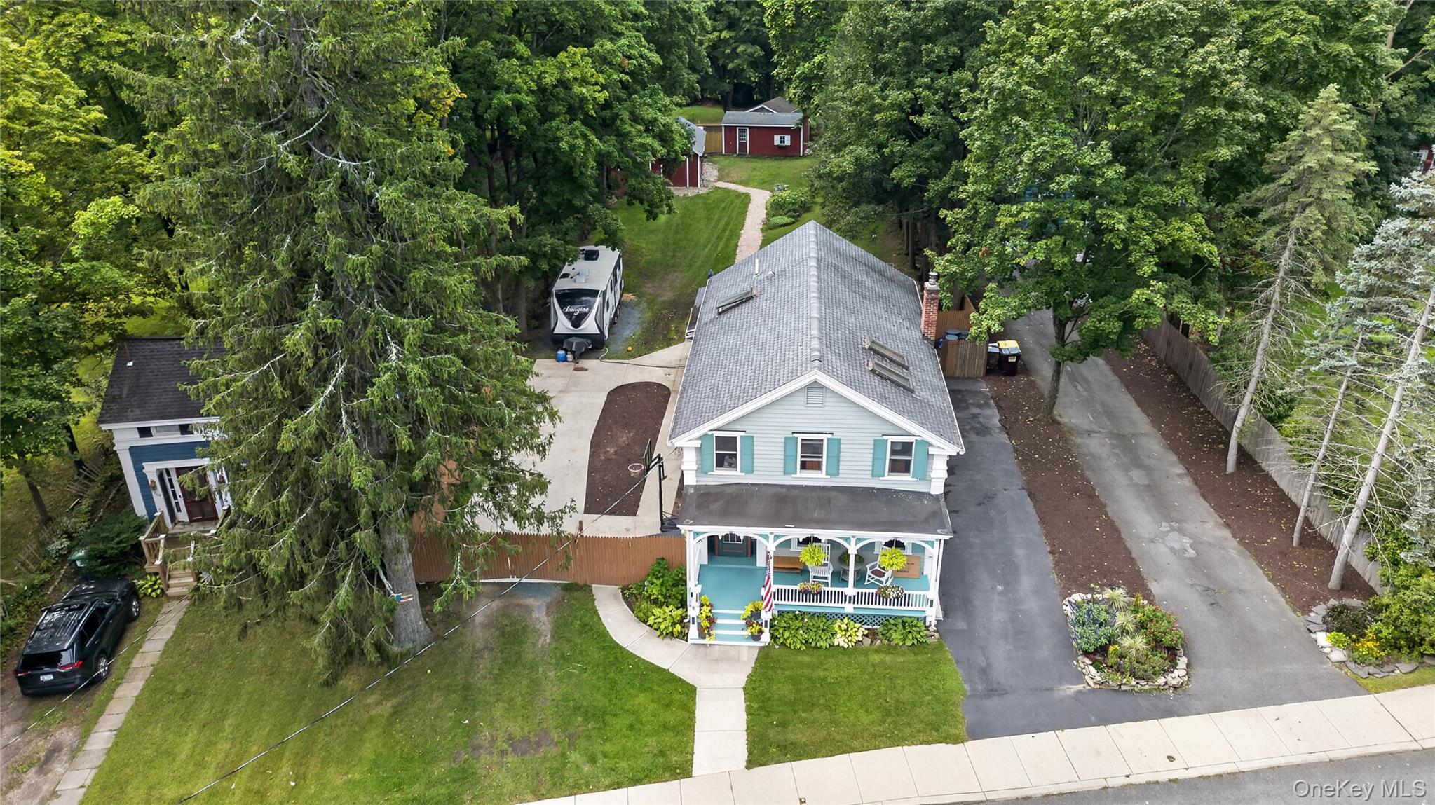 Photo 3 of Single family home for sale at 1407 Albany Ave, Kinderhook, NY 12184 | MLS# 1052569 | Listing updated on 2026-09-21
