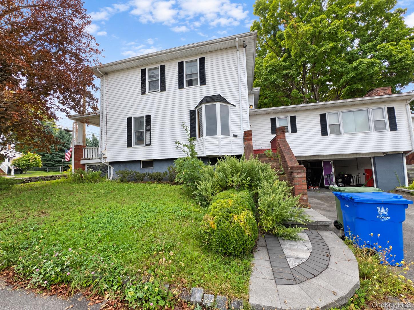 Photo 4 of Single family home for sale at 39 Maple Ave, Warwick (town), NY 10921 | MLS# 1053550 | Listing updated on 2026-09-21