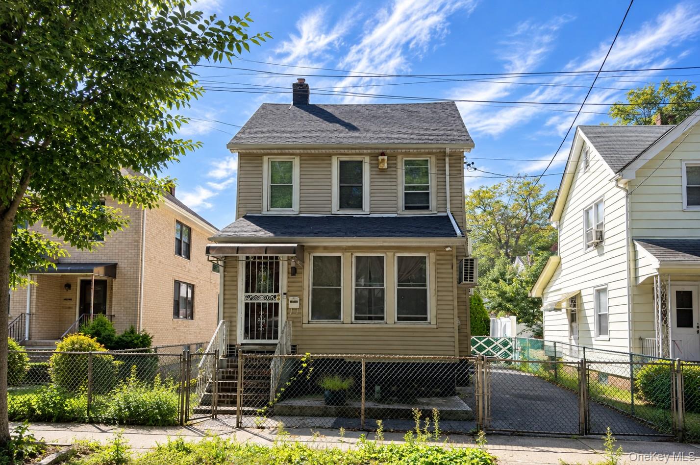 Single family home for sale at 160-30 76th Road, New York, NY 11366 | MLS# 1053604
