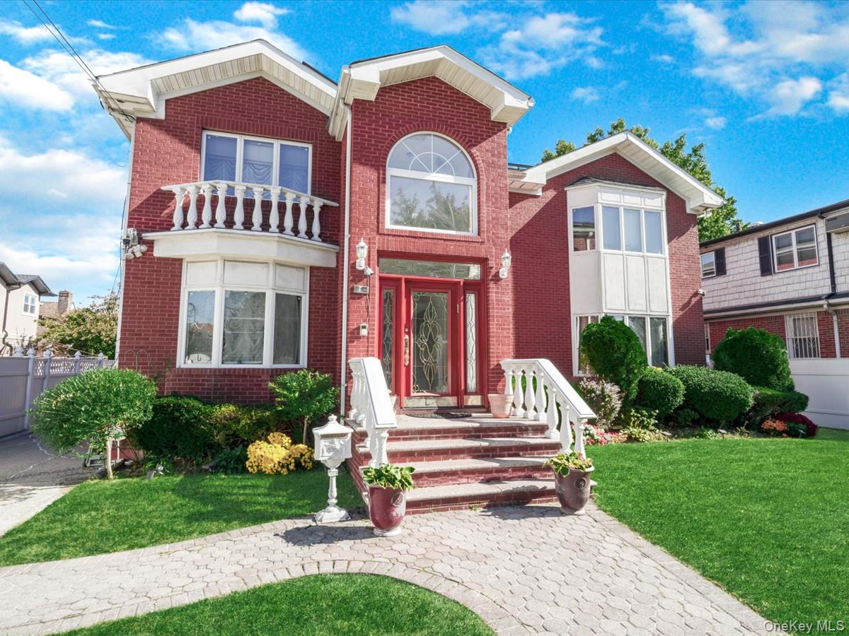 Single family home for sale at 6515 172nd Street, New York, NY 11365 | MLS# 1057090