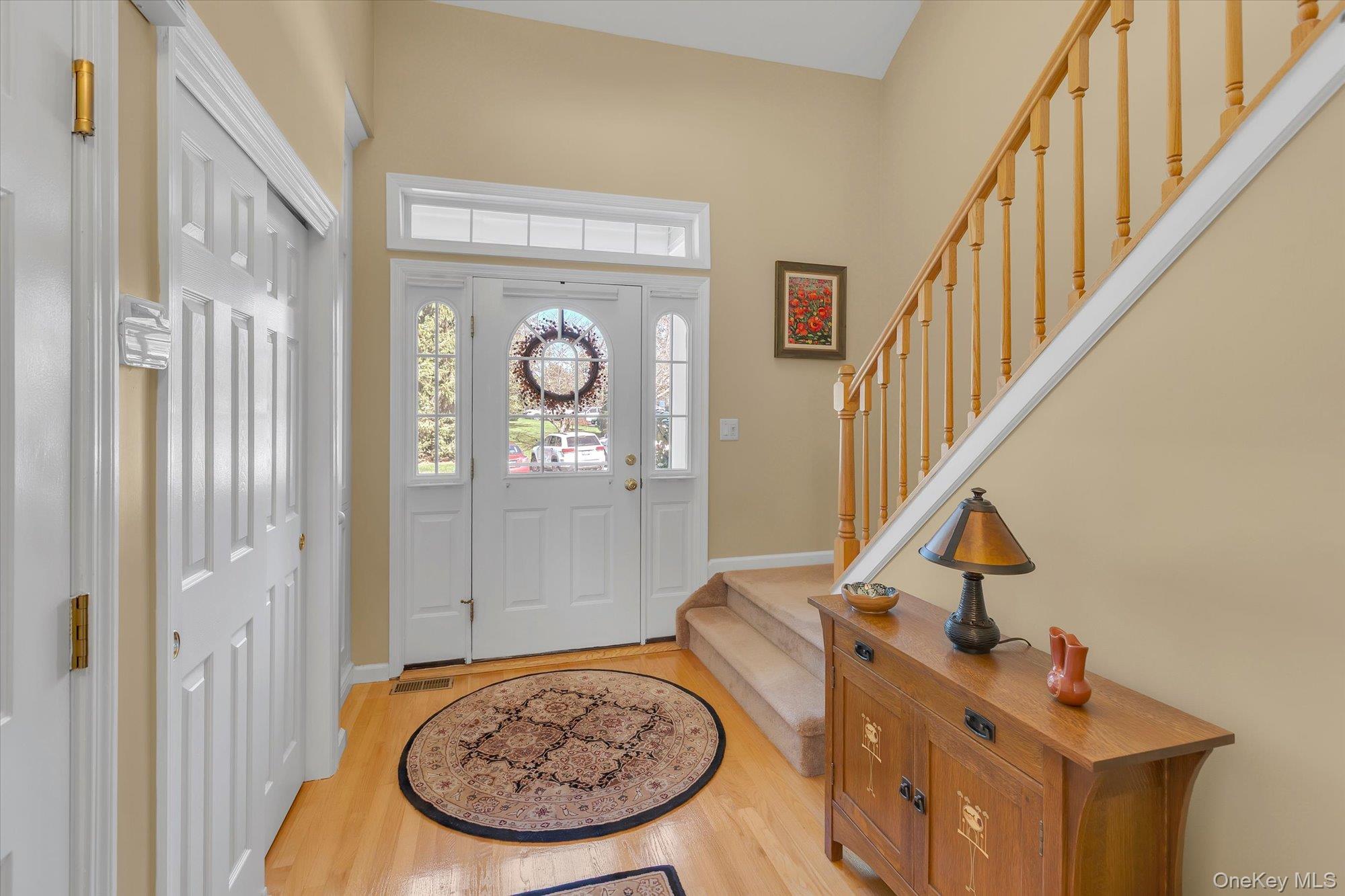 Photo 3 of Condo for sale at 115 Manitou Trl, Smithtown, NY 11754 | MLS# 1057203 | Listing updated on 2026-10-08